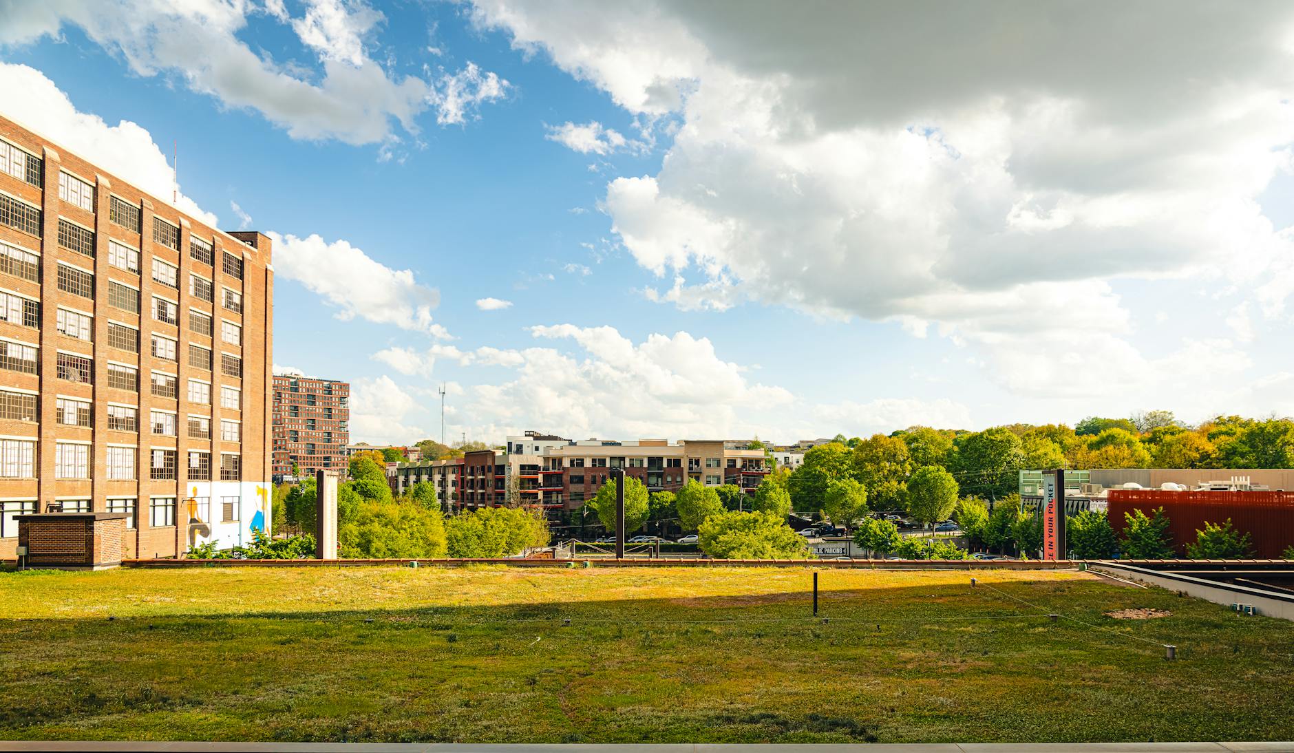 Charleston's Henderson Park Expands Student Housing to Texas